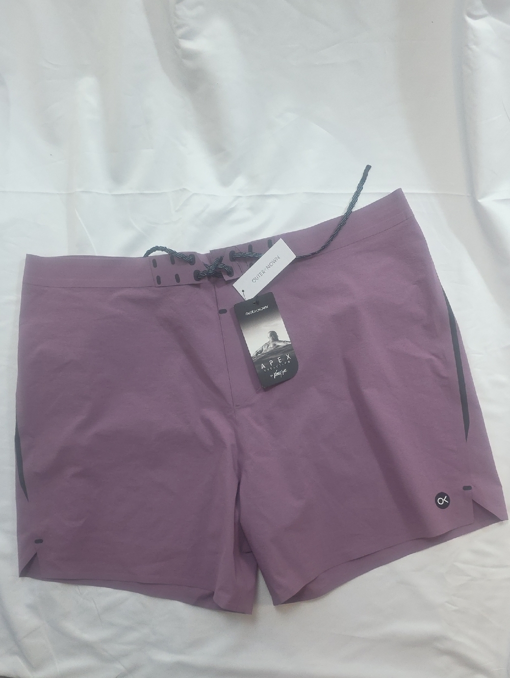 NWT Men's Outerknown "APEX EVOLUTION TRUNK" in color Lilac Sands. Size 42"x18"